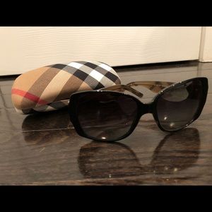 Burberry square sunglasses